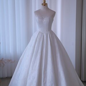 Ballgown strapless jacquard White Wedding Dress